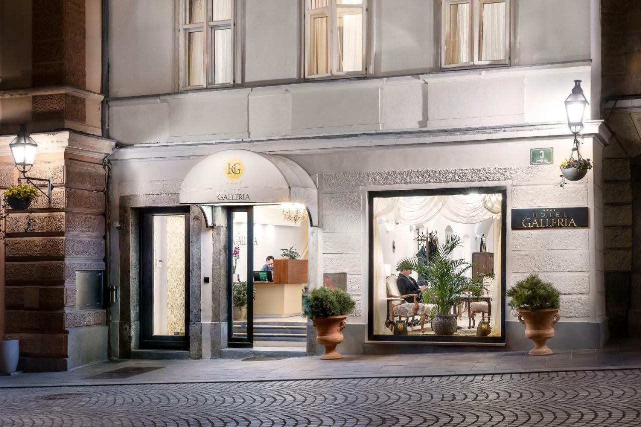 Hotel Galleria 4*